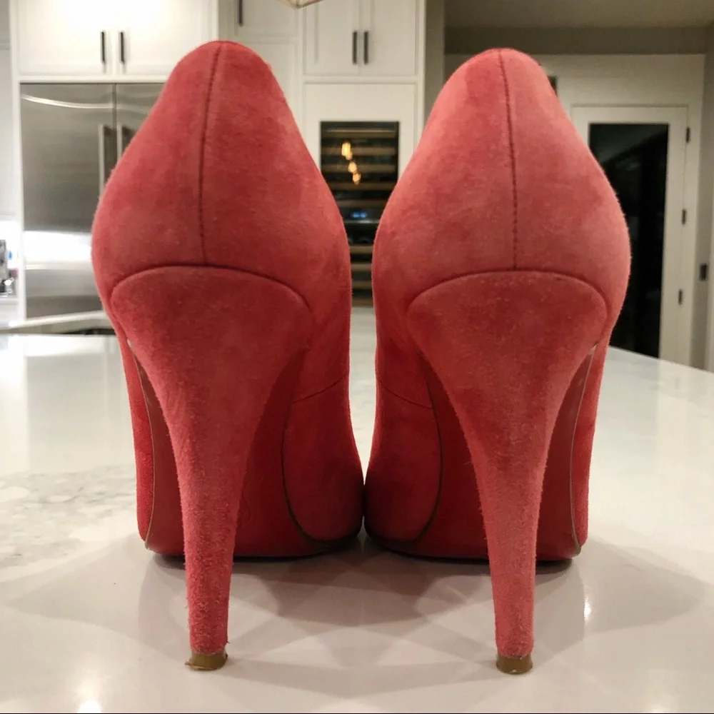 CHRISTIAN LOUBOUTIN Pink Suede “Simple Pumps” SZ 37.5 - Picture 5 of 16